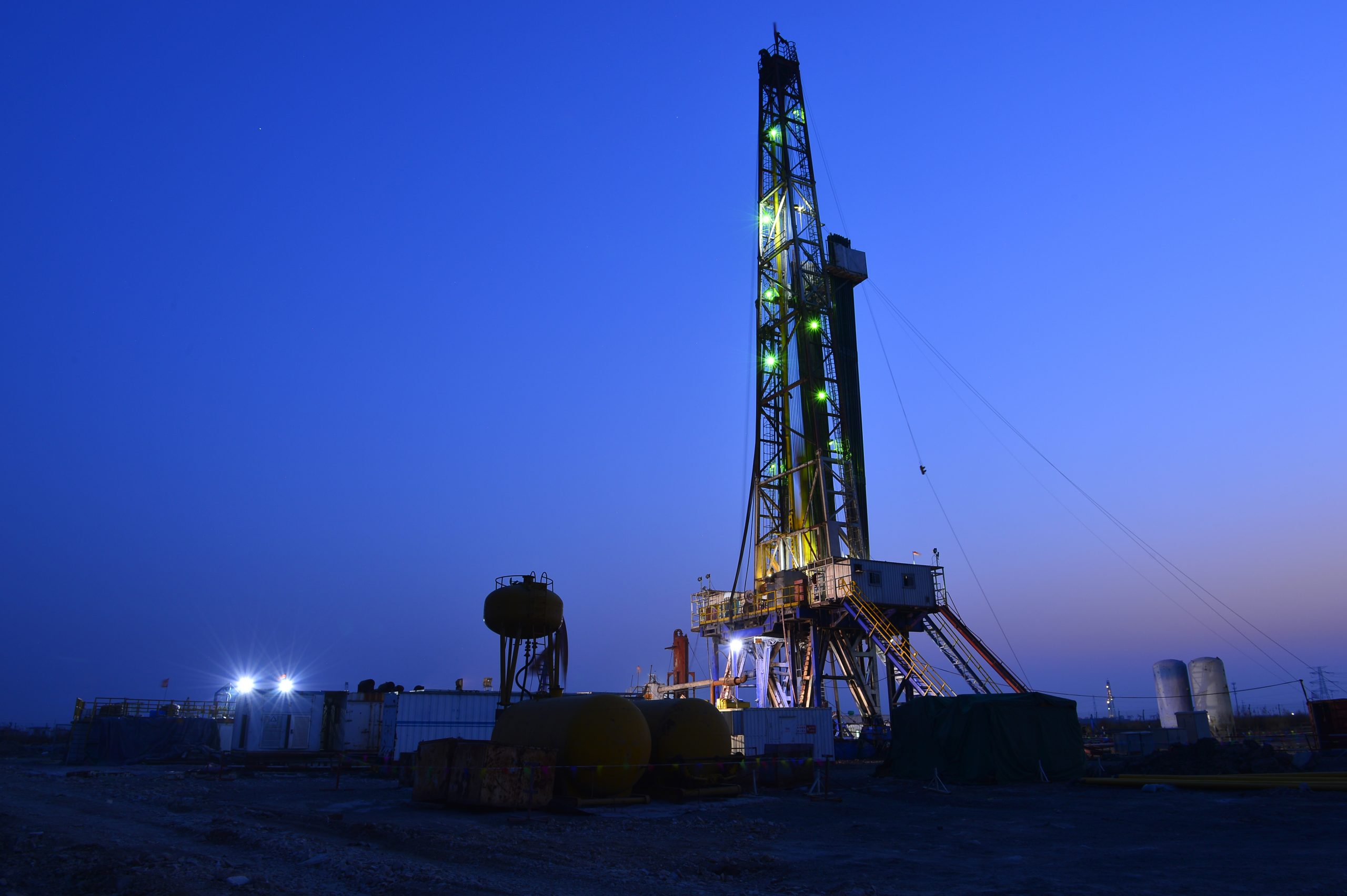 The Top 10 Largest Producing Oil Fields Part 1 Tiger General